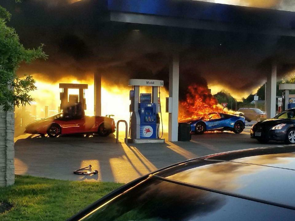 When you forgot to pull out the hose at the gas station - Lamborghini, Fire, USA, Refueling, Gas station, Longpost, Car