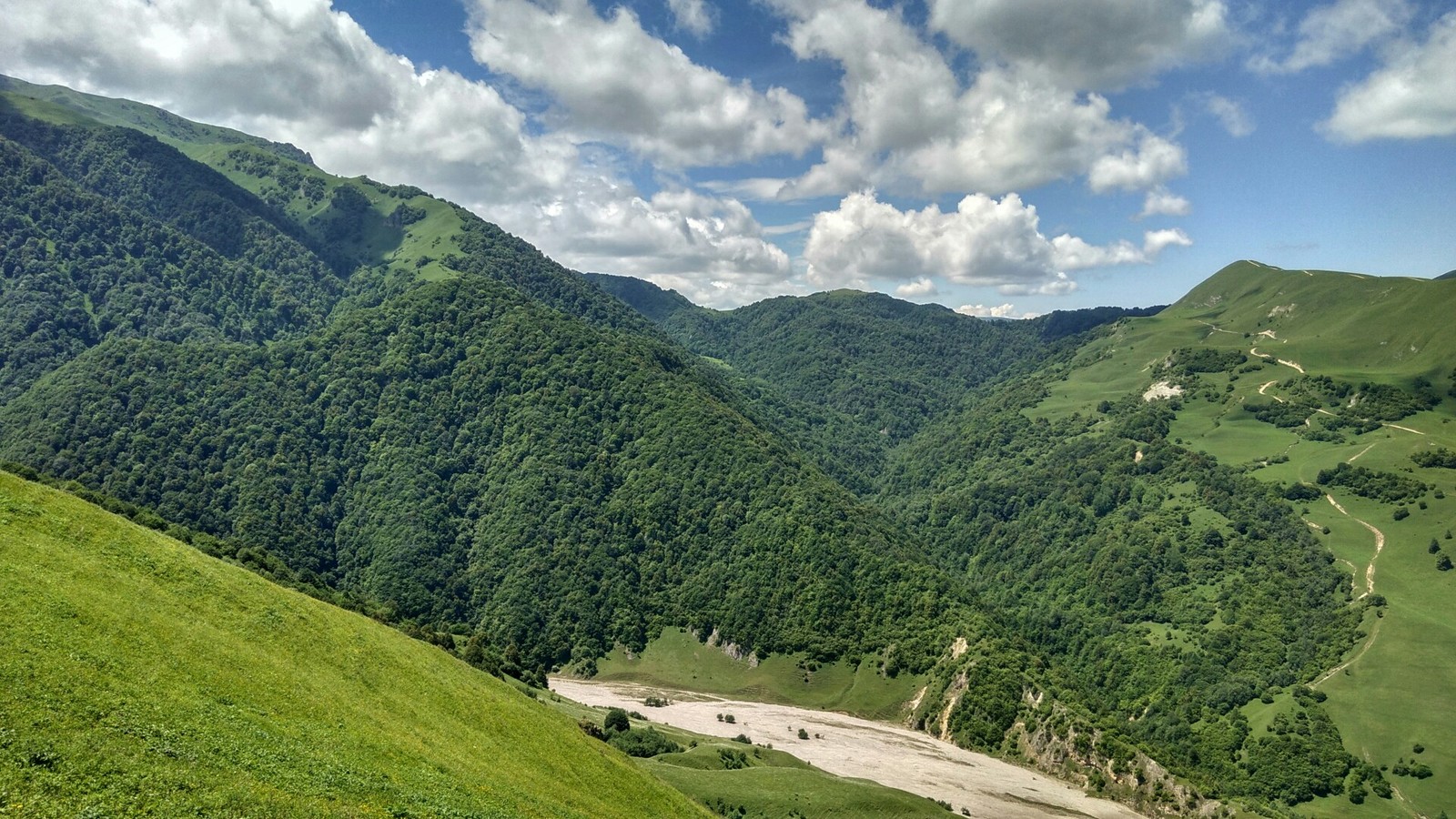 Чеченские горы и озеро Кезеной-Ам - Моё, Россия, Чечня, Путешествия, Фотография, Горы, Длиннопост