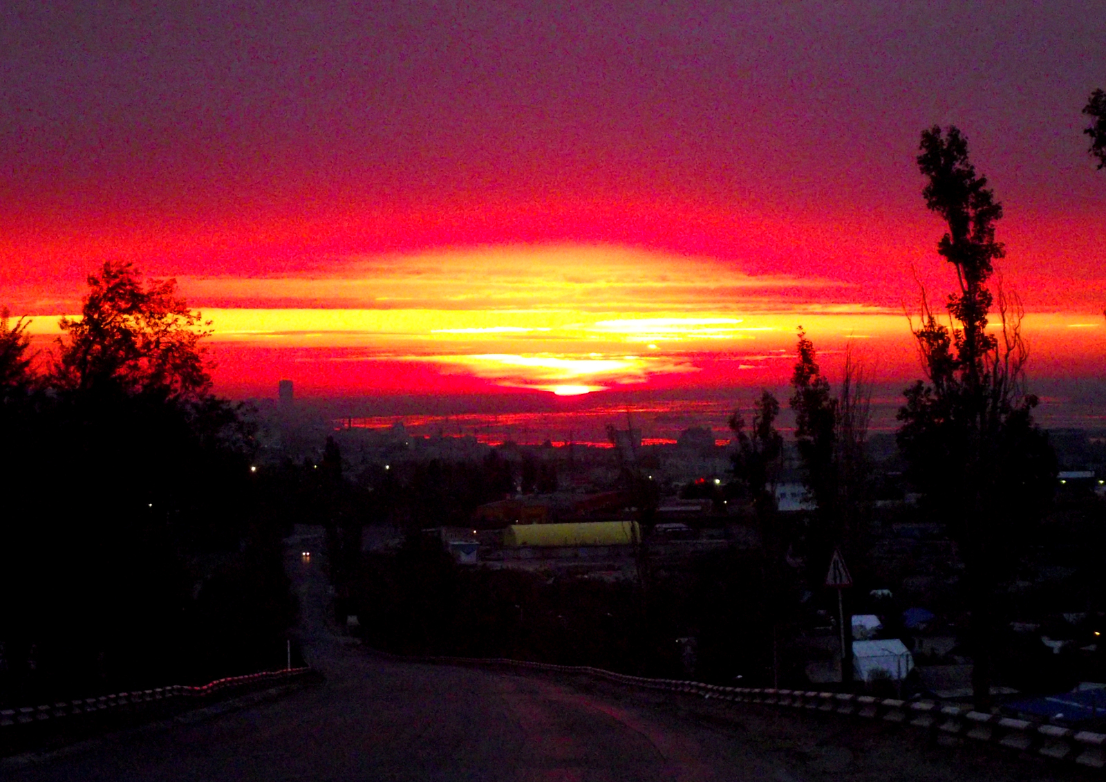 Unreal sunset 2. UFO over Saratov - My, Sky, Unreal, Beautiful, Sunset, Saratov