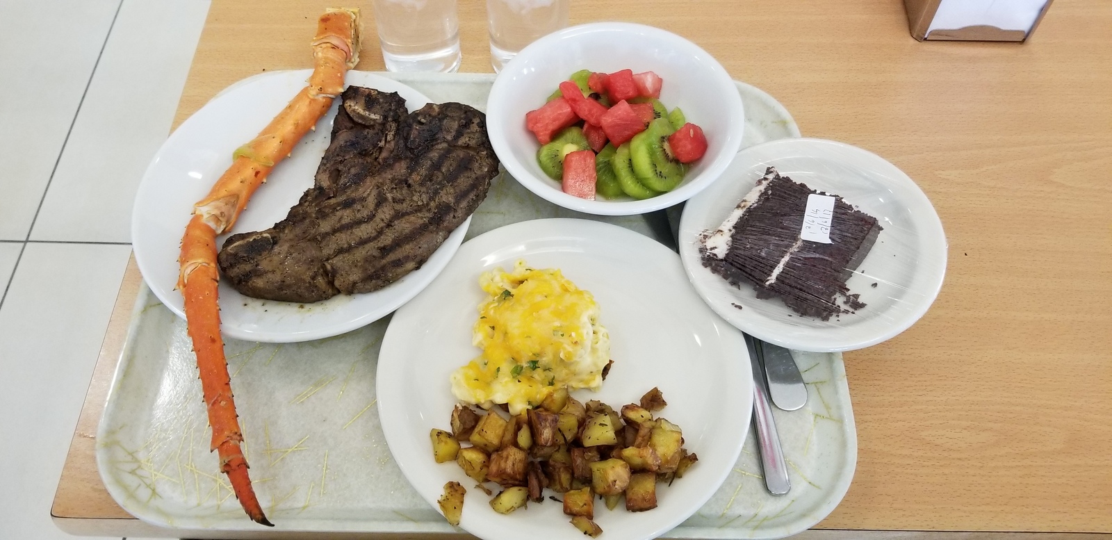 Typical lunch in an army canteen. - My, Army, USA, Snack