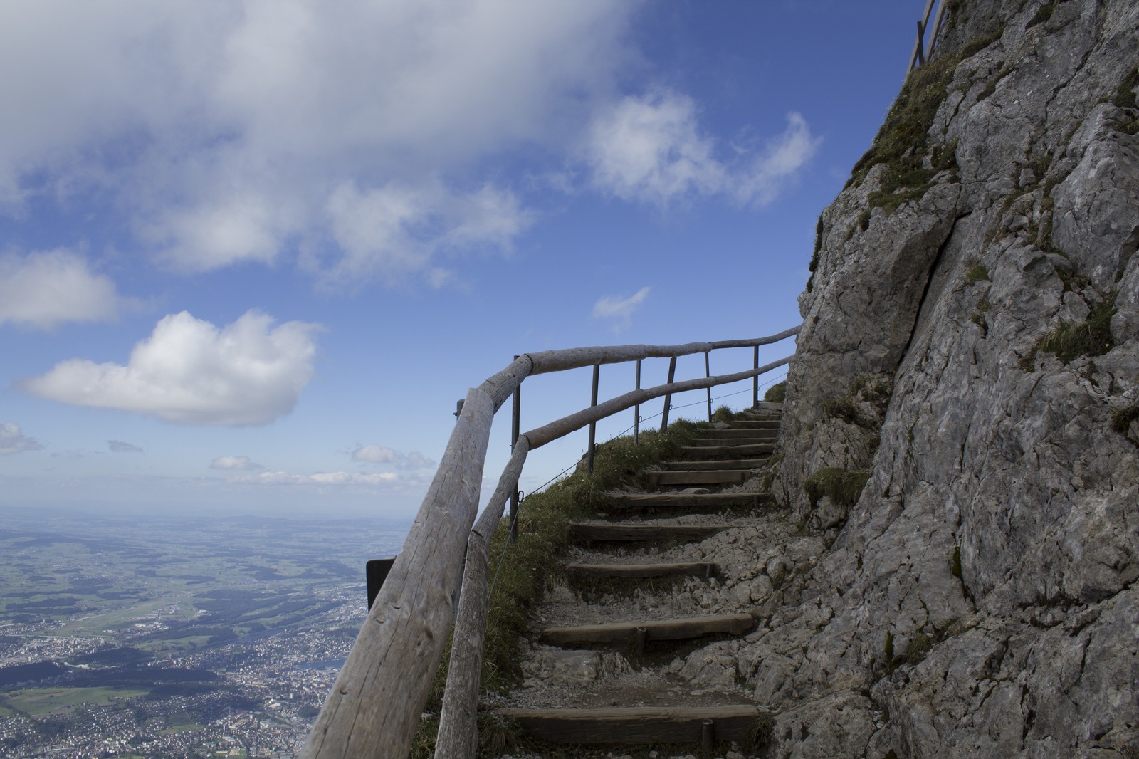 Novice Amateur #4 - My, stairway to Heaven, Samsung, Switzerland