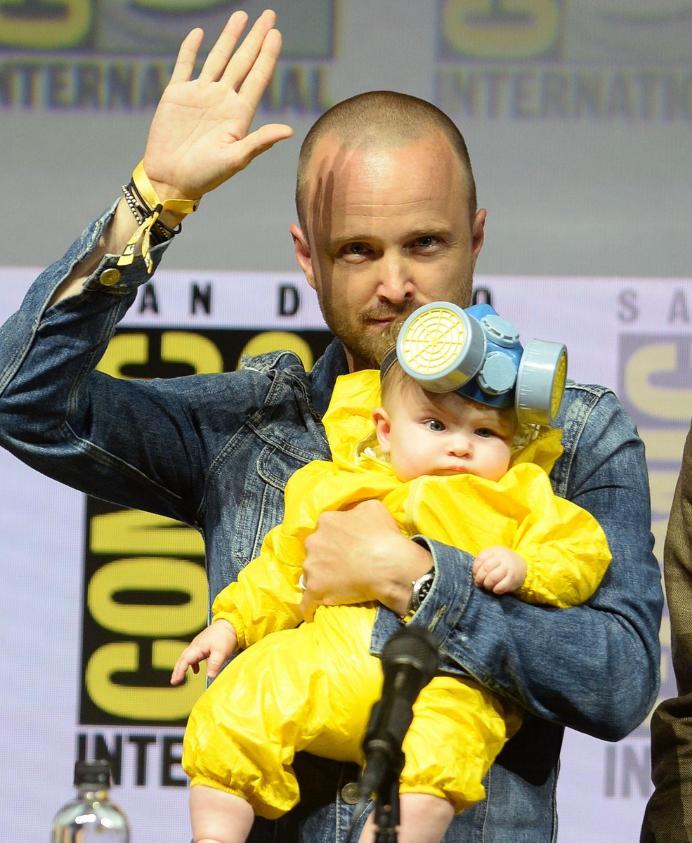 Breaking Bad actor Aaron Paul came to Comic Con with his little daughter Story, cosplaying the main characters of the series. - Comic-con, Breaking Bad, Serials, Actors and actresses, Longpost