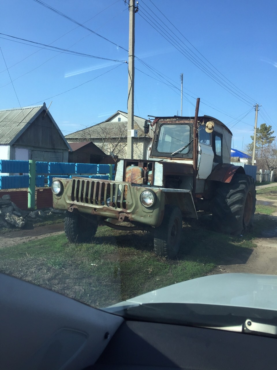 Optimus Prime, Russian edition. - My, Transformers, Humor, Emigrants, Tractor, Emigration