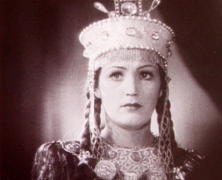 Princesses, queens and simply beauties from Soviet fairy tale films - , Soviet cinema, Soviet actors, Longpost