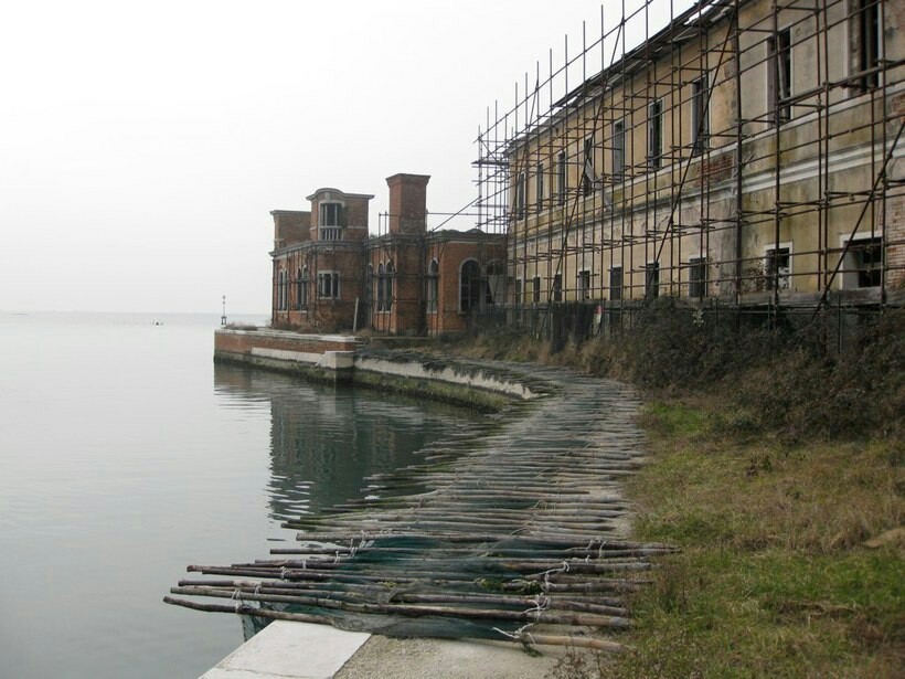 Poveglia - an ominous island of plague - Poveglia, Venice, Plague, Crazy house, Longpost