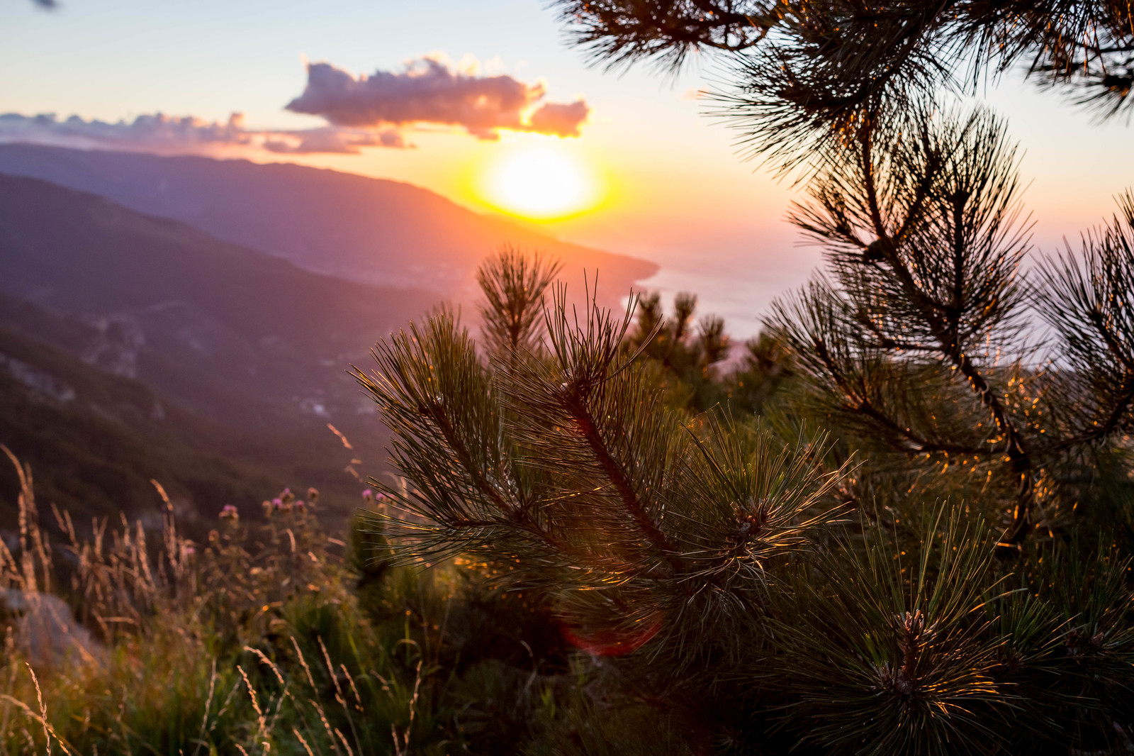 Journey to the Starry Tale on Ai-Petri. - My, Hike, Travels, Tourism, Crimea, Russia, The mountains, Sea, dawn, Longpost