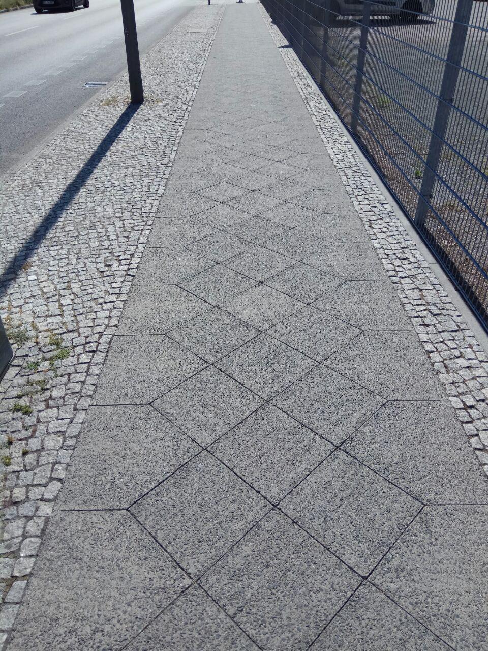 In Germany, you can use the site to force to patch a hole in the road - My, Germany, Berlin, Road repair, Longpost