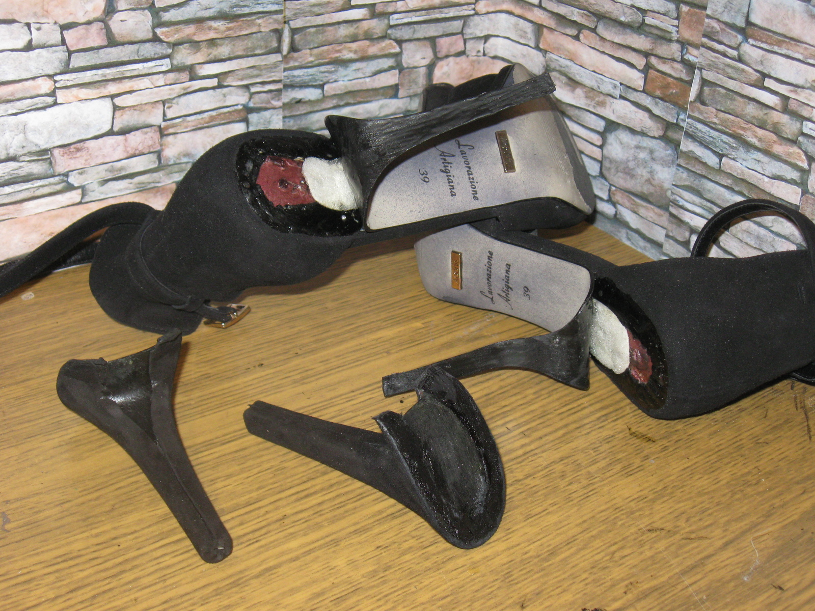 About replacing heels. - My, Shoe repair, Heels, Hairpins, Leather upholstery, Work, The photo, Longpost