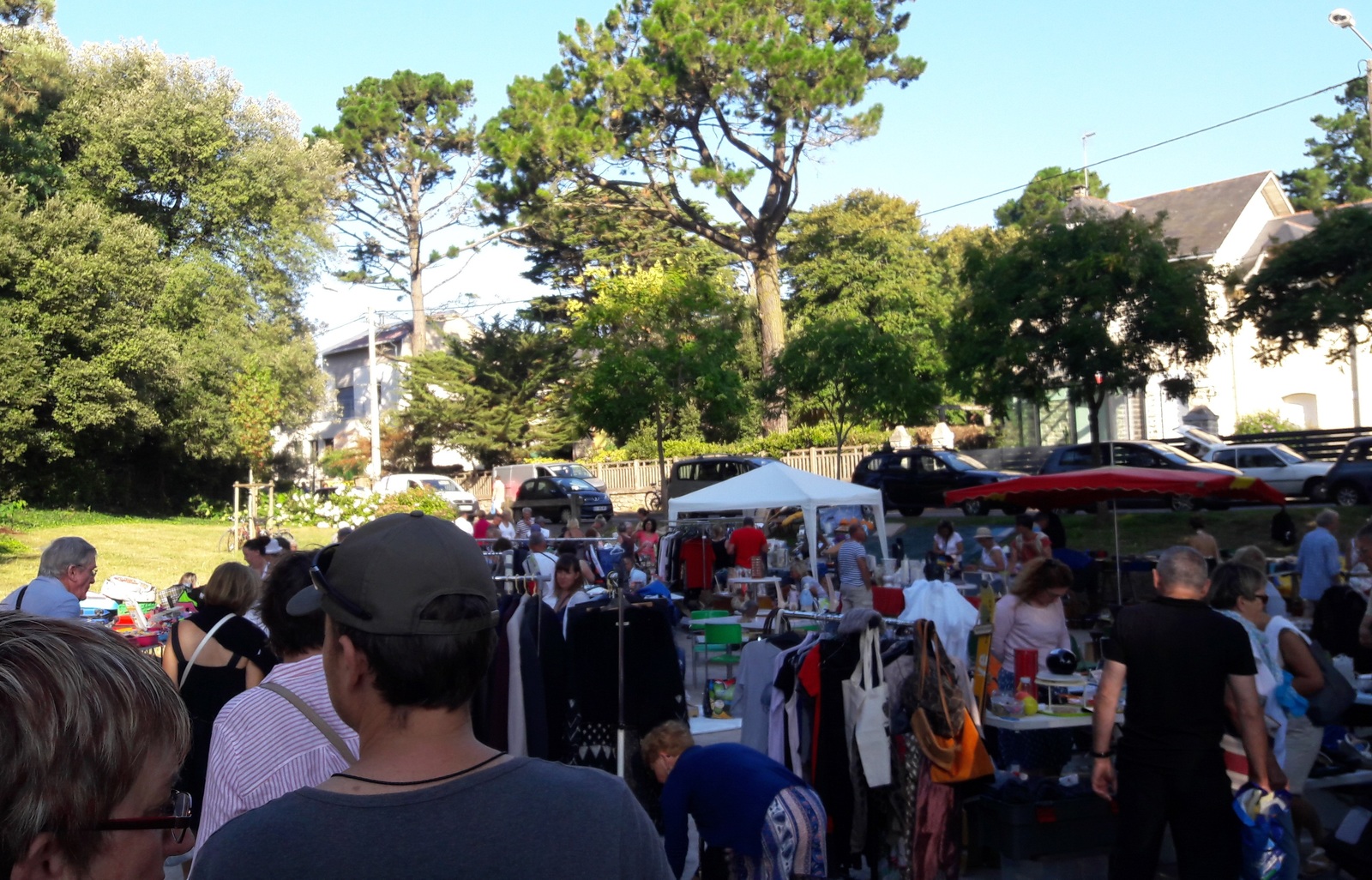 Flea market in the town of La-Baule-Escoublac. - My, , France, Longpost, Flea market