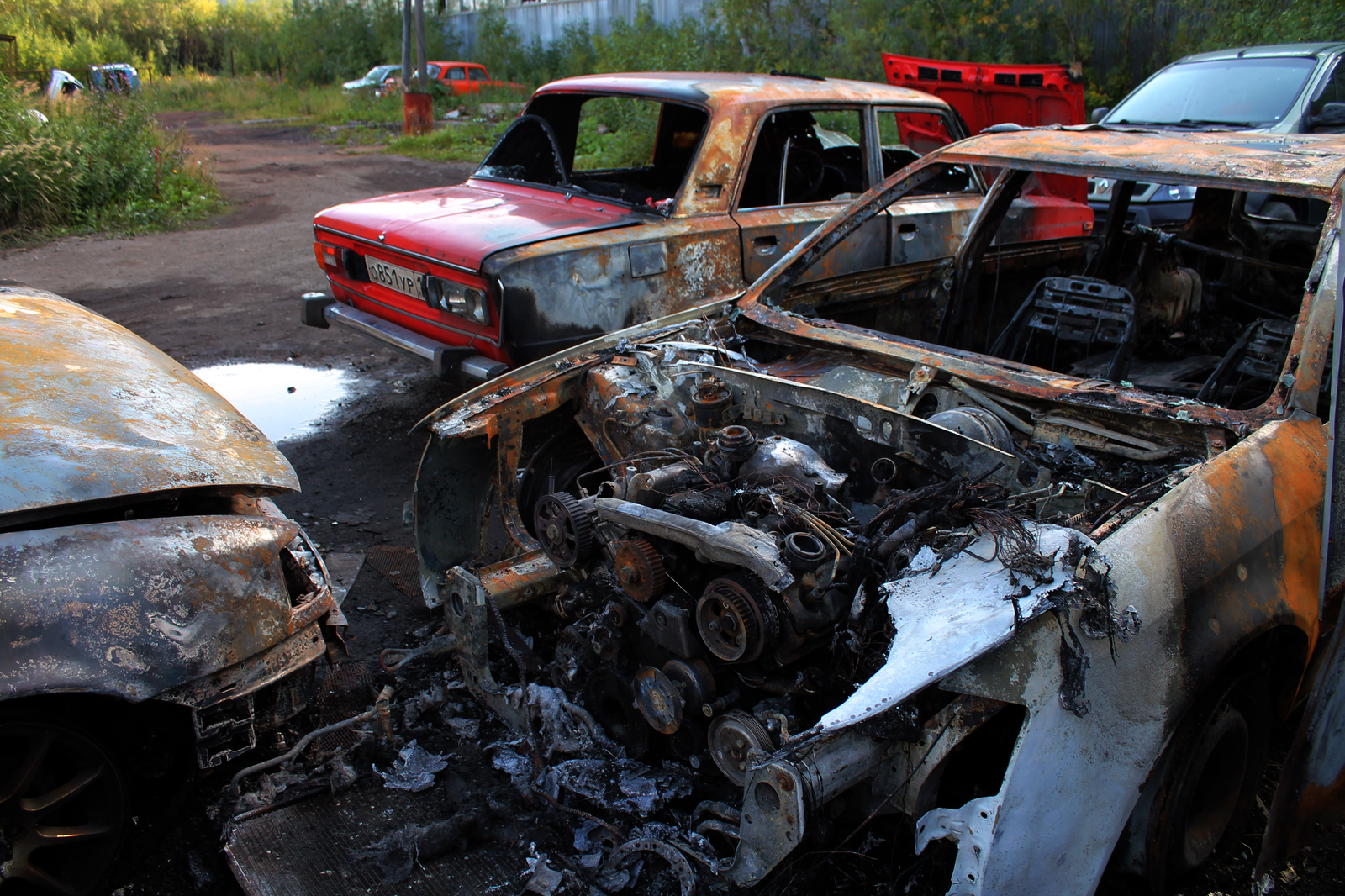 Arson at the service station - My, Arson, Audi, Gazelle, Zhiguli, Renault, Opel Astra, ONE HUNDRED, Inta, Longpost, Audi a6, Renault