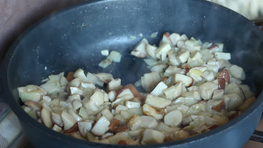 Potatoes in pots with meat and mushrooms - My, Roast, Roast at home, , Recipe, Video recipe, Cooking, Food, Irinacooking, Video, Longpost, Mushrooms