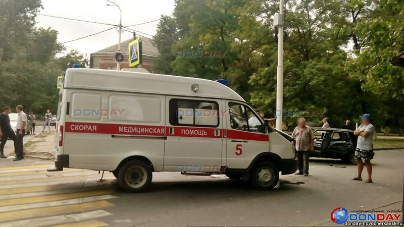 In an accident with an ambulance, they are trying to make the driver of the joint venture guilty !!! - My, Road accident, Ambulance, Racer, , Longpost, Video, Negative, Novocherkassk, No rating, Racers