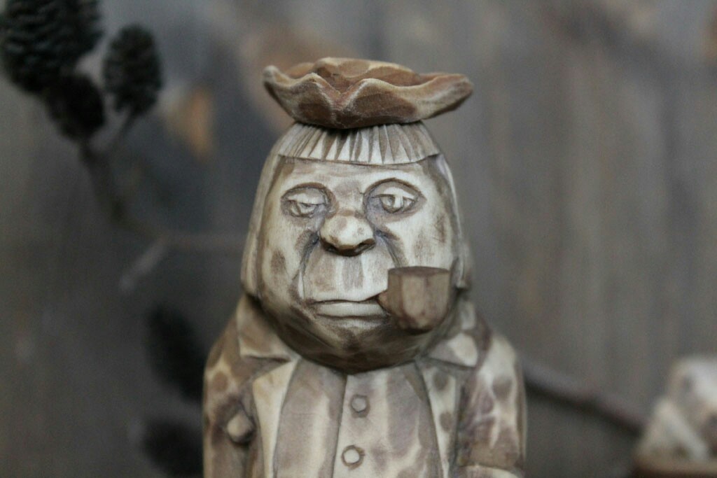 Pirate John Silver. Wood figurine. - My, First post, Wood carving, Treasure Island, Longpost