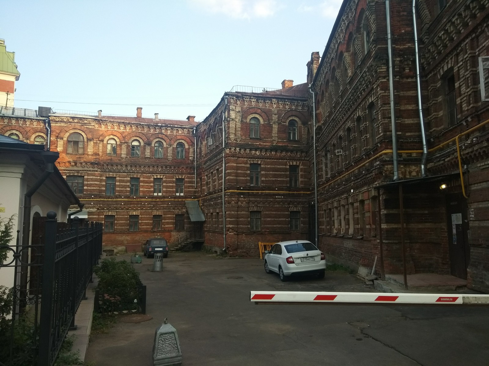 Sarcophagi in the center of Moscow - My, Moscow, Walk, Longpost