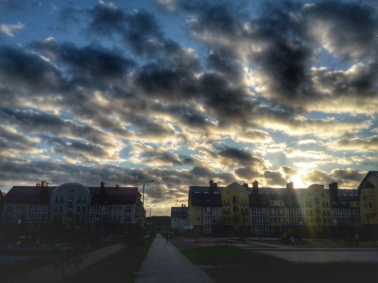 urban view - Town, Kaliningrad region, Guryevsk, Residential complex, Evening, Sky