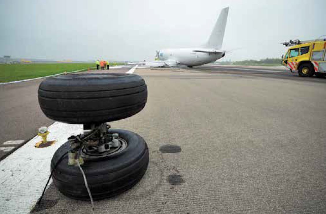 Something went wrong... - Aviation, Crash, Airplane