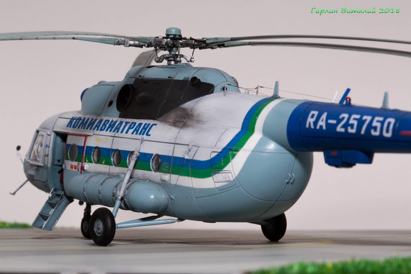Plastic model of Mi-8 helicopter from HobbyBoss 1/72 - My, Models, Mi-8, Scale model, Helicopter, Prefabricated model, Hobbyboss, , Longpost
