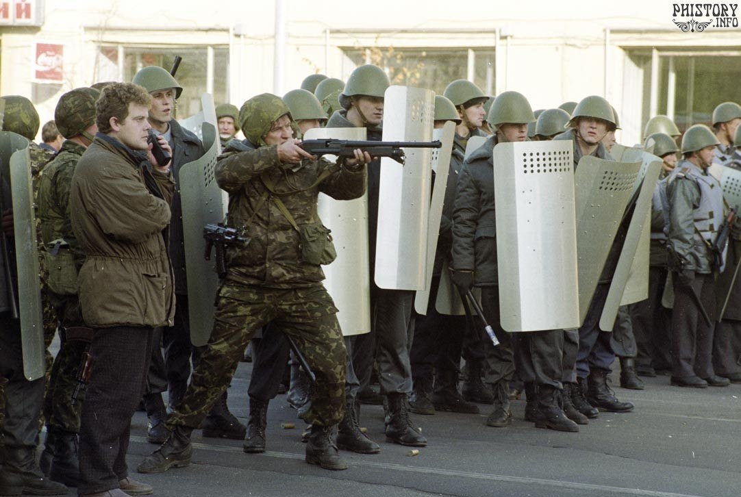 Фото Москвы 25 лет назад - История, Москва, 1993, Путч, Борис Ельцин, Беспорядки, Фотоистория, Длиннопост