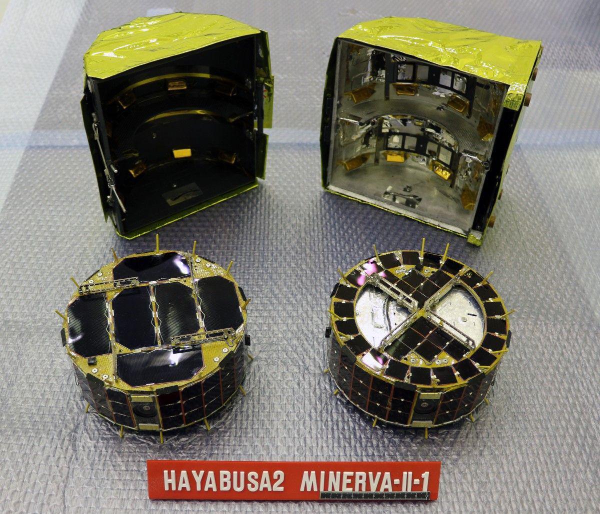 The Japanese interplanetary station Hayabusa-2 dropped 2 probes on the surface of the asteroid Ryugu - Hayabusa-2, Ryugu, Asteroid, Longpost