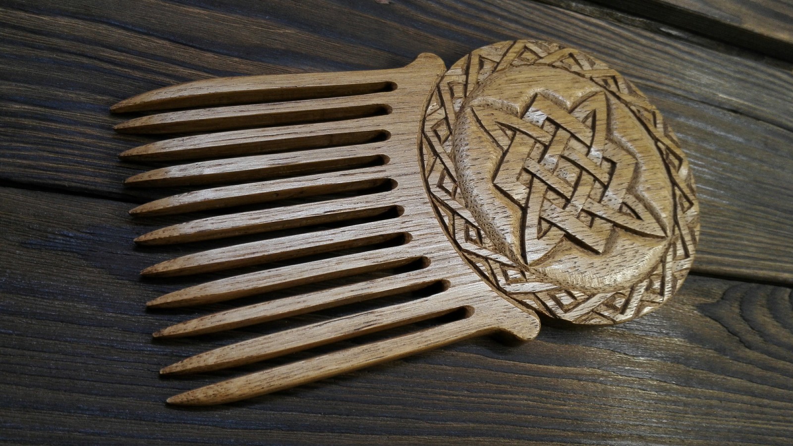 Crest Star of Lada - My, Wood carving, Handmade, Crest, Oak, Thread, Hair comb, Needlework without process