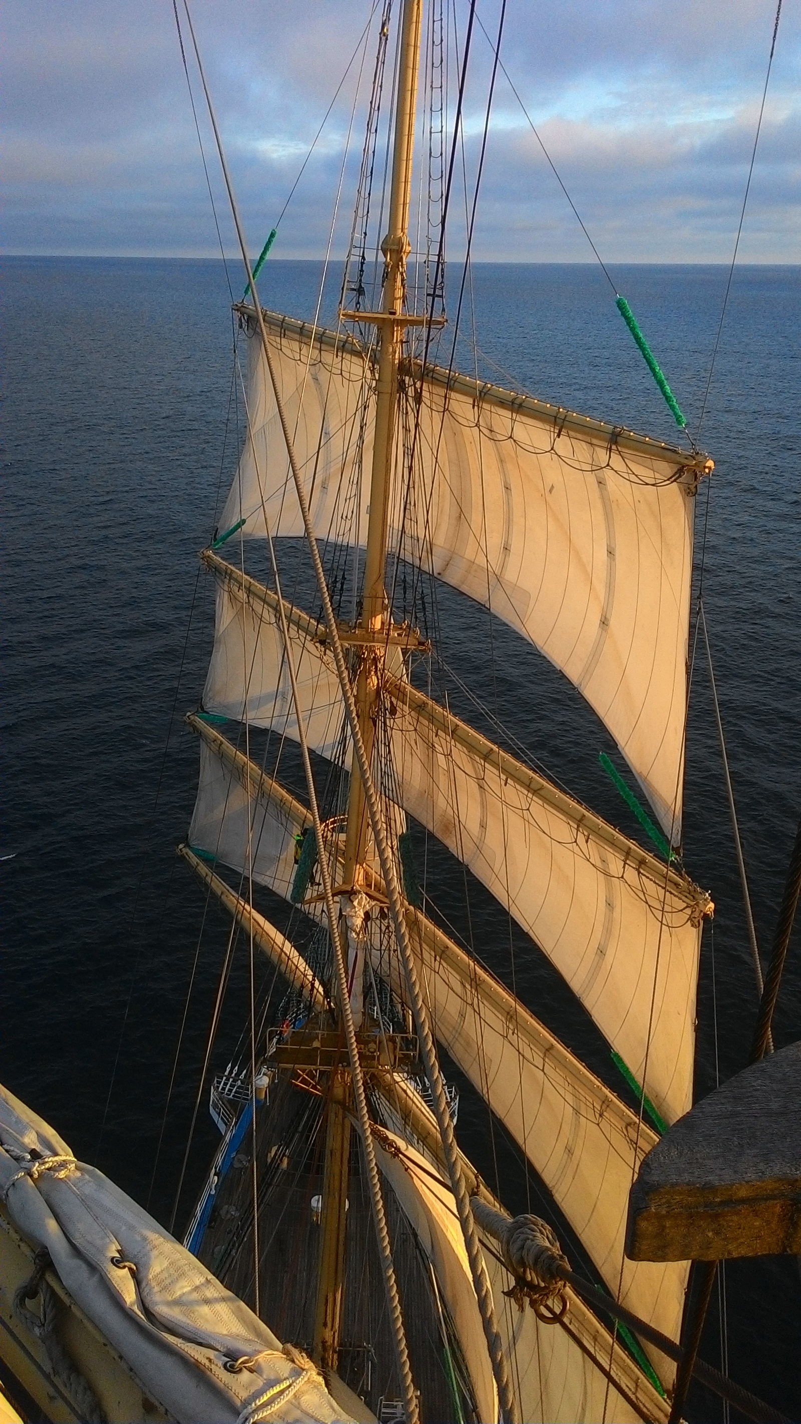 A little more Peace in your feed - My, Sailboat Mir, Sailboat, Sea, Longpost