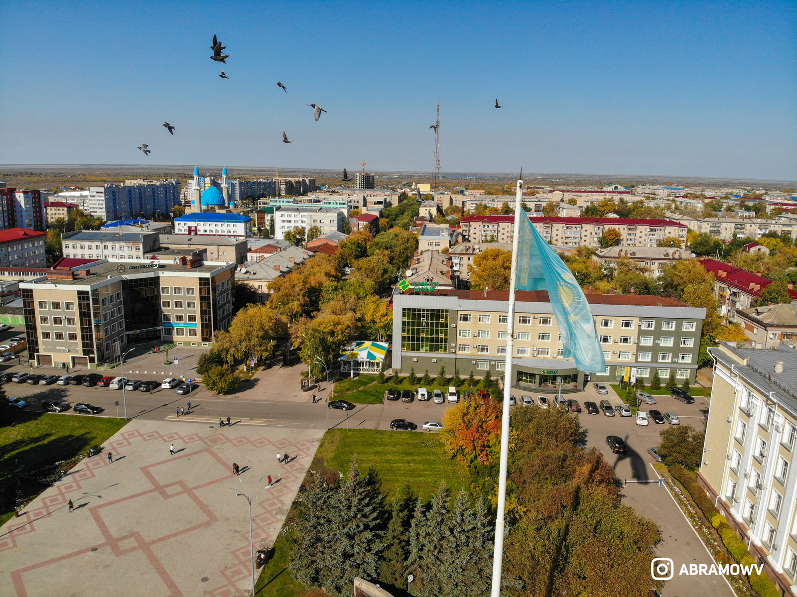 Золотая осень. Петропавловск. Казахстан - Моё, Моё, Осень, Дрон, Город, Длиннопост