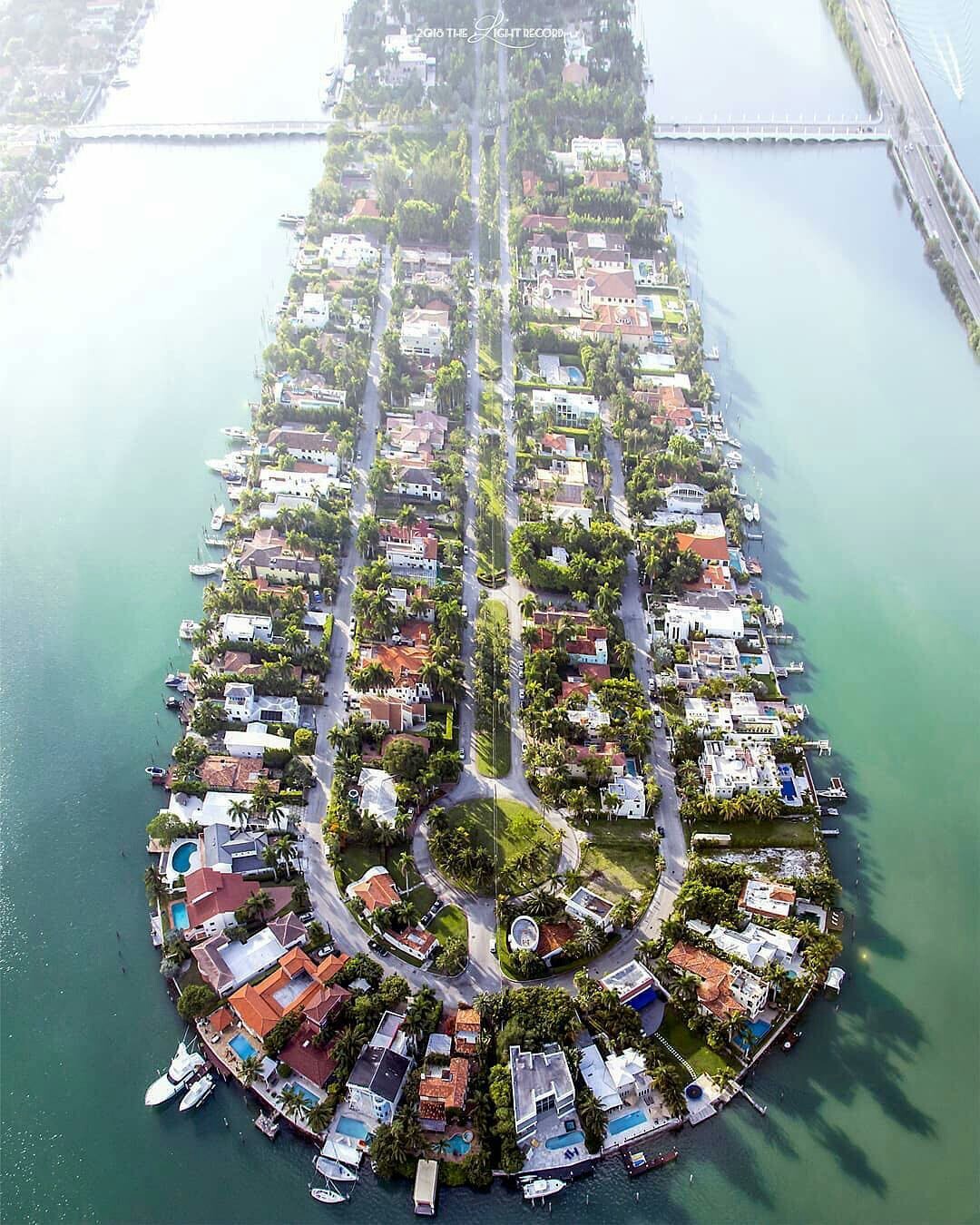 Palm Island is one of the most expensive areas in Miami. - America, USA, Quadcopter, The photo, beauty, Interesting