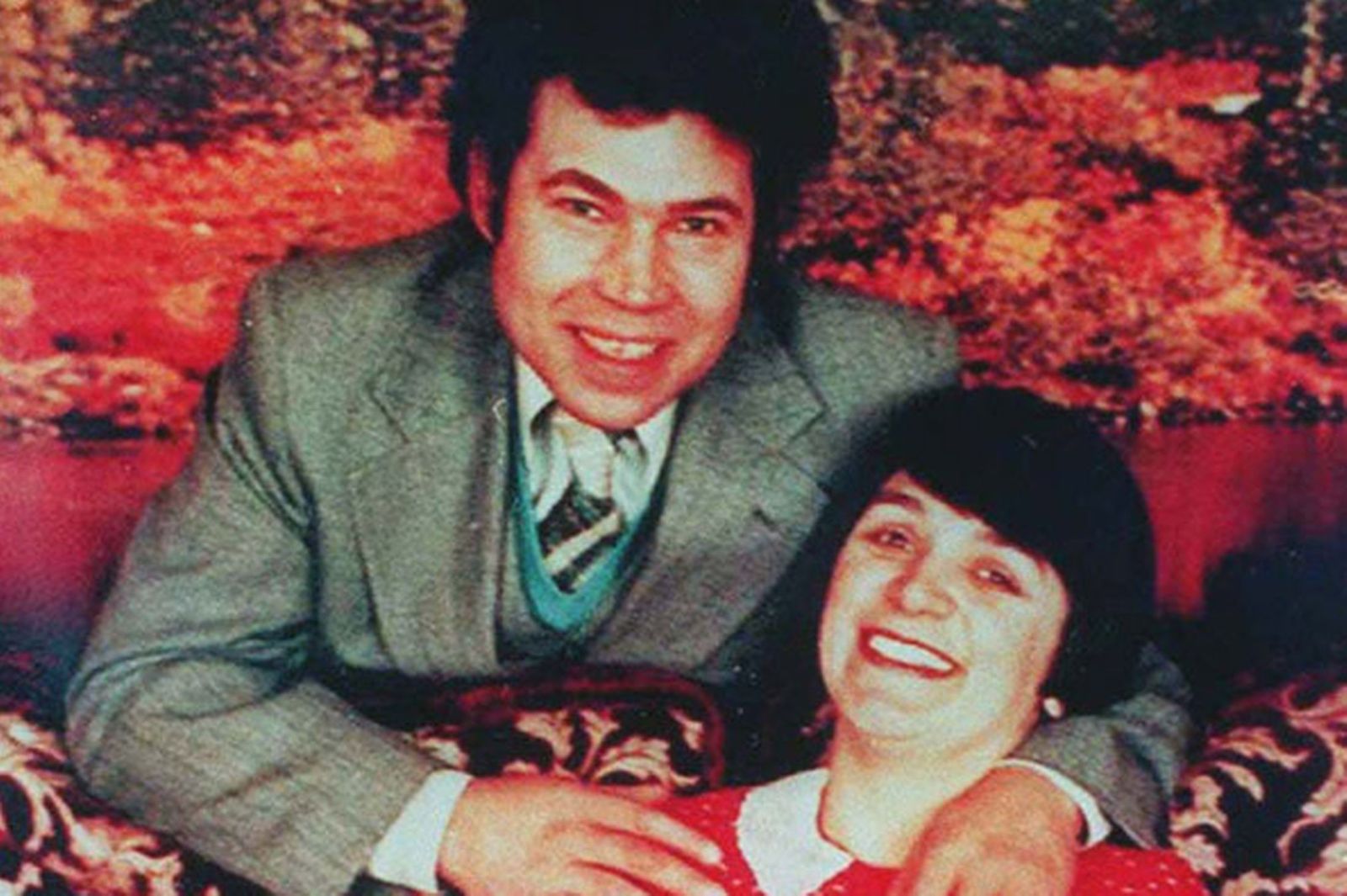The Garden of Bones - The Story of Rosemary and Fred West (Part 1) - My, Maniac, Murder, , , Longpost, Pedophilia