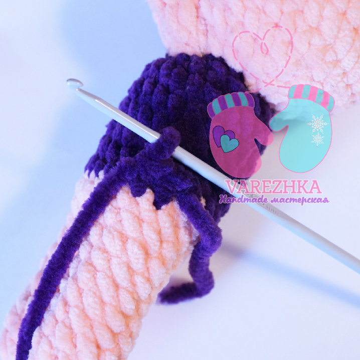 Surprise for needlewomen. MK bunny-keychain - My, Amigurumi, Scheme, Author's toy, Crochet, Knitted toys, Is free, Keychain, School, Longpost