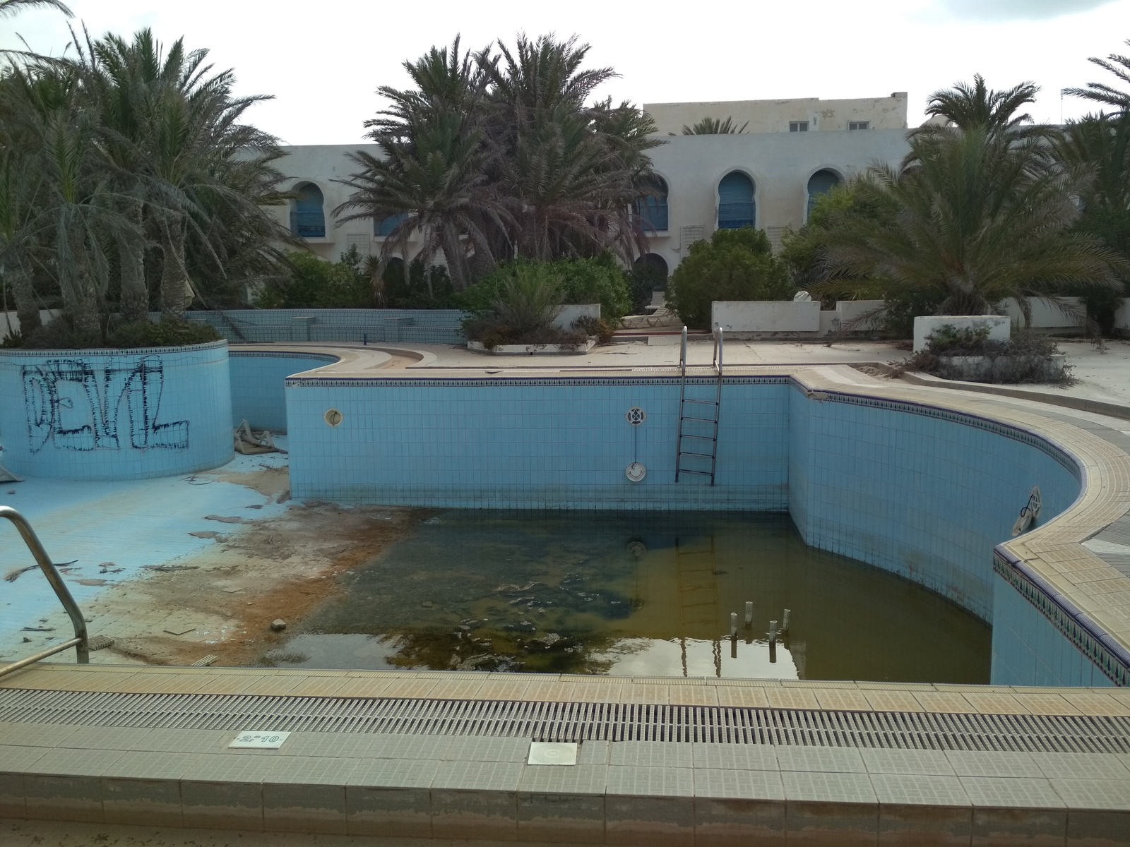 Abandoned hotel. - My, Tunisia, Abandoned, Longpost