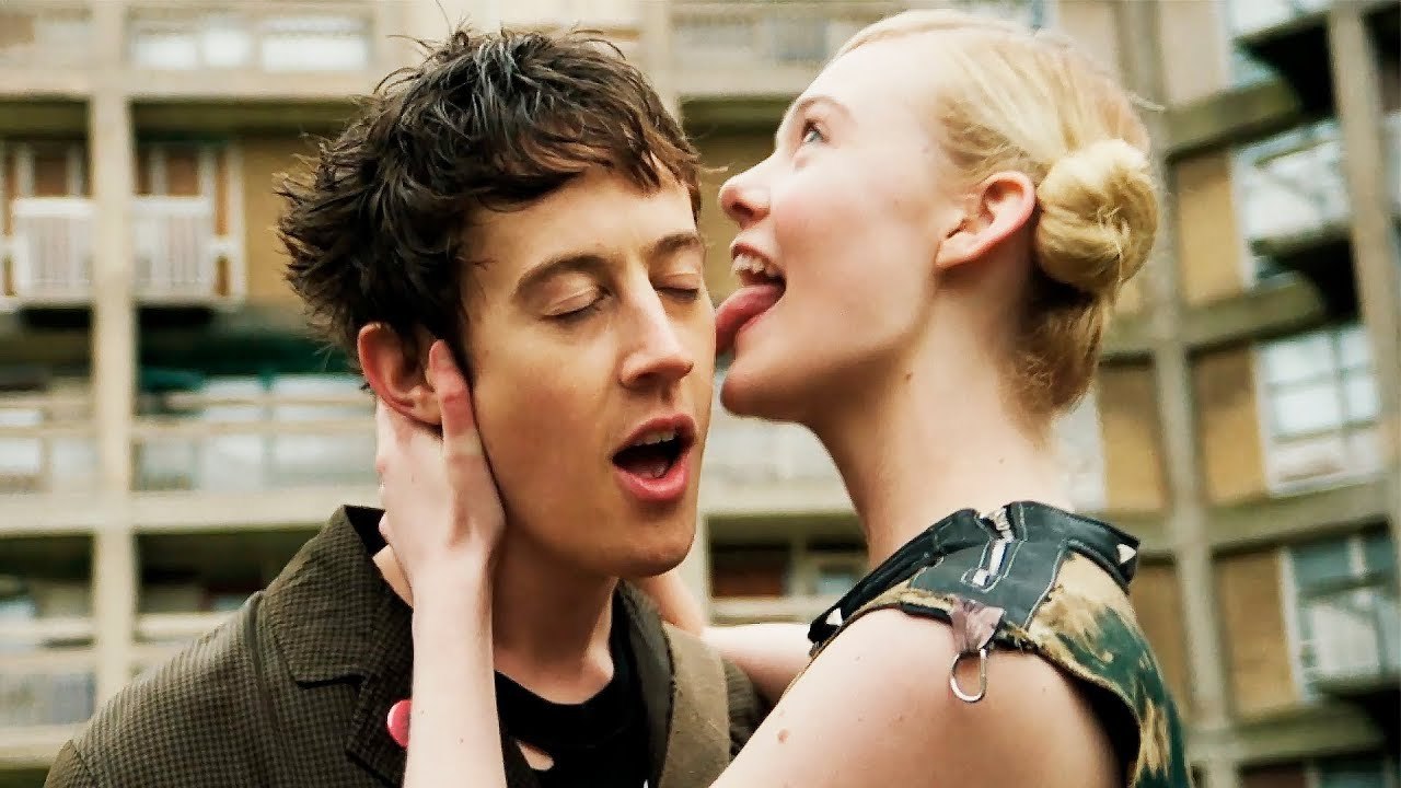 How, after all, to talk to girls at parties? - My, Neil Gaiman, Fantasy, Elle Fanning