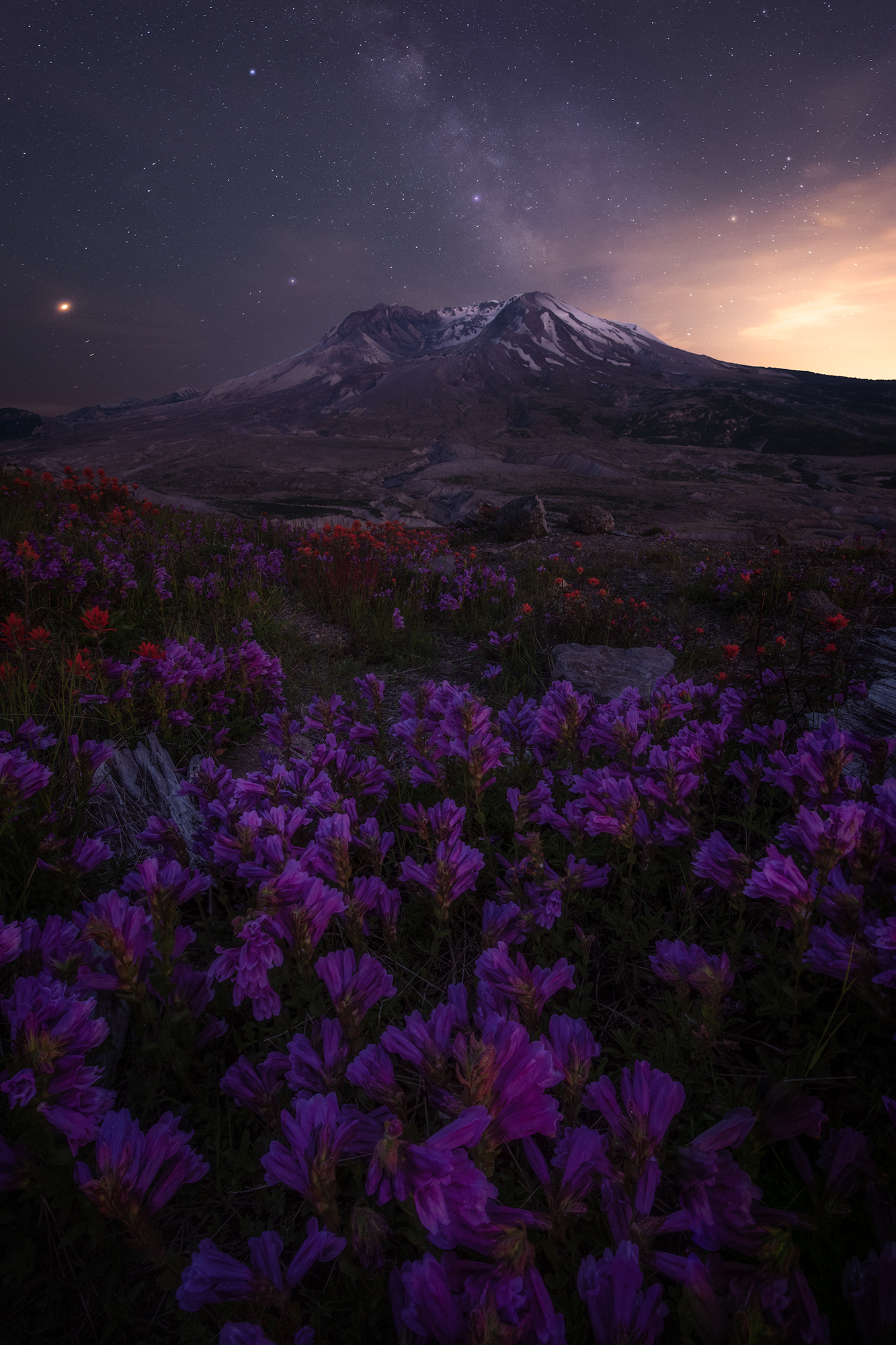 Mount St. Helens at dusk - Nature, beauty of nature, dust, Washington, USA, Volcano St. Helens, Volcano