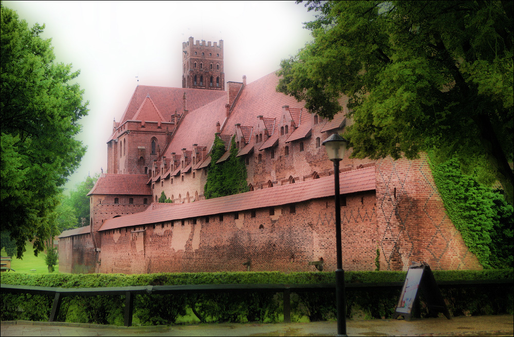 Photowalks: Malbork, Poland - My, Photobritish, Poland, Malbork, Travels, Lock, Architecture, The photo, Longpost