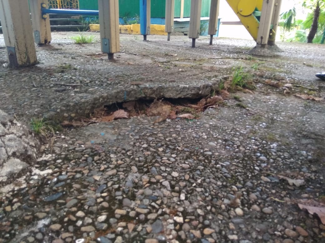 In Sochi, the teacher was fined and forced to quit due to uneven coverage on the site - Sochi, Educators, Kindergarten, Injustice, The strength of the Peekaboo, Video, Longpost, Negative