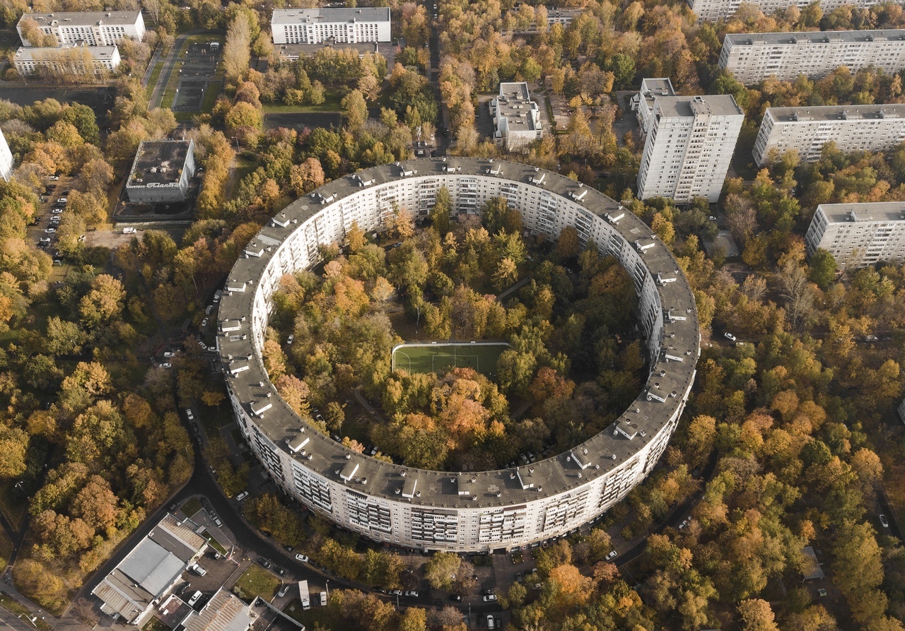 Football ground in one of the Moscow courtyards - Football, Courtyard, Sport, Architecture, Longpost