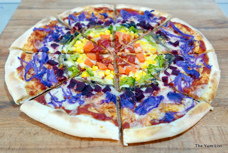 What is the ingredient on the pizza? - Pizza, Images, Food, Question