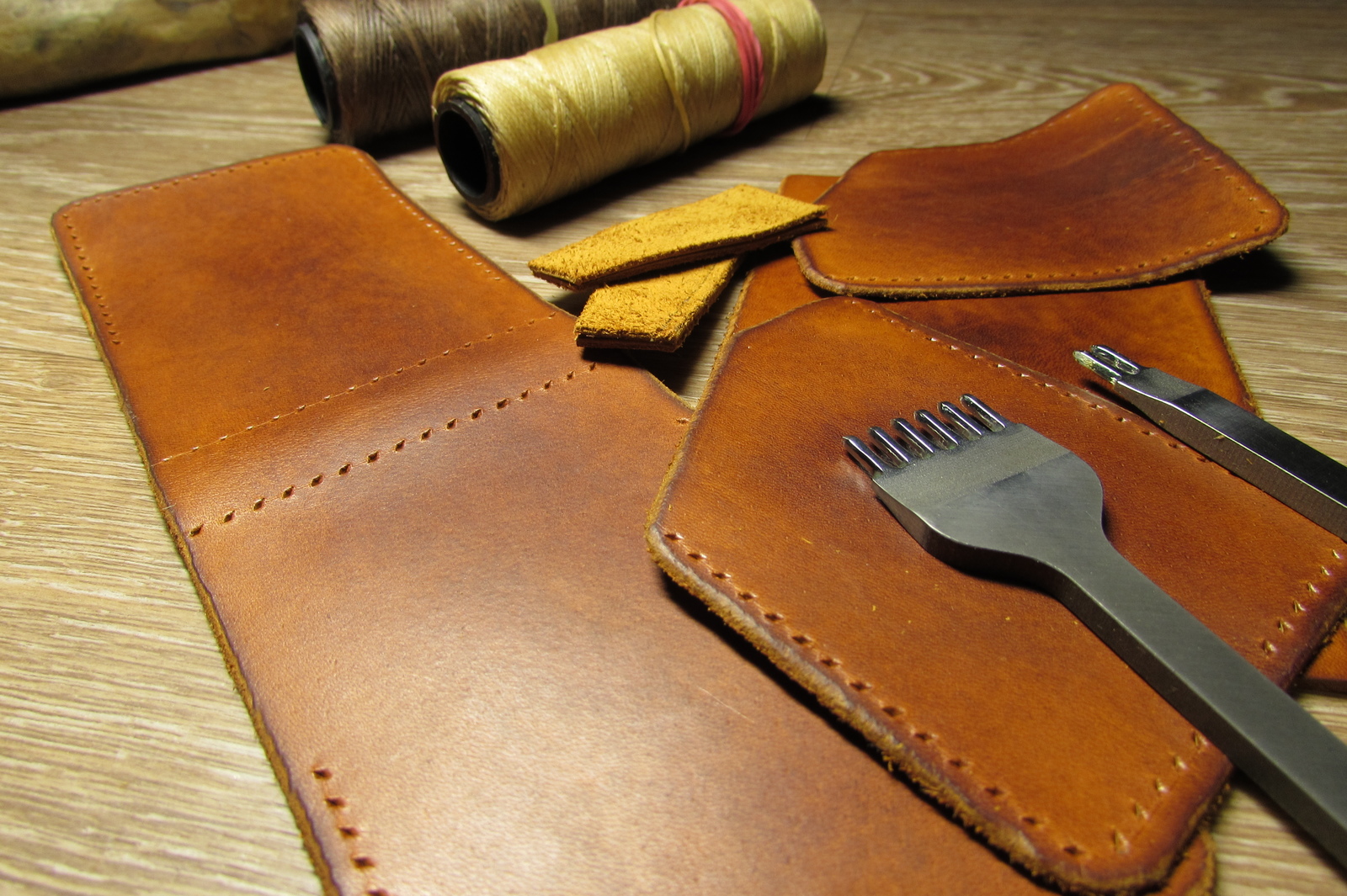 Just a bill holder - My, , , , Leather, Leather craft, Longpost, Needlework with process, Money clip