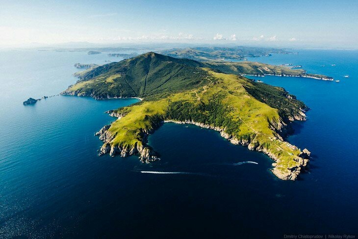 The Gamow Peninsula in Primorsky Krai resembles the silhouette of a crocodile. - Island, The photo, Primorsky Krai, Nature, beauty of nature, Water, Ocean, Russia