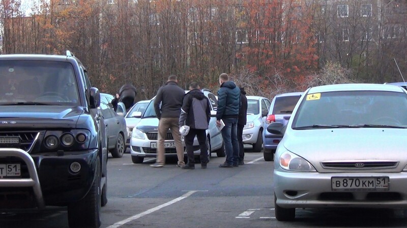 В Мурманске прохожие помогали алководителю сесть за руль - Северпост, Мурманск, Пьяный водитель, Эксперимент, Текст