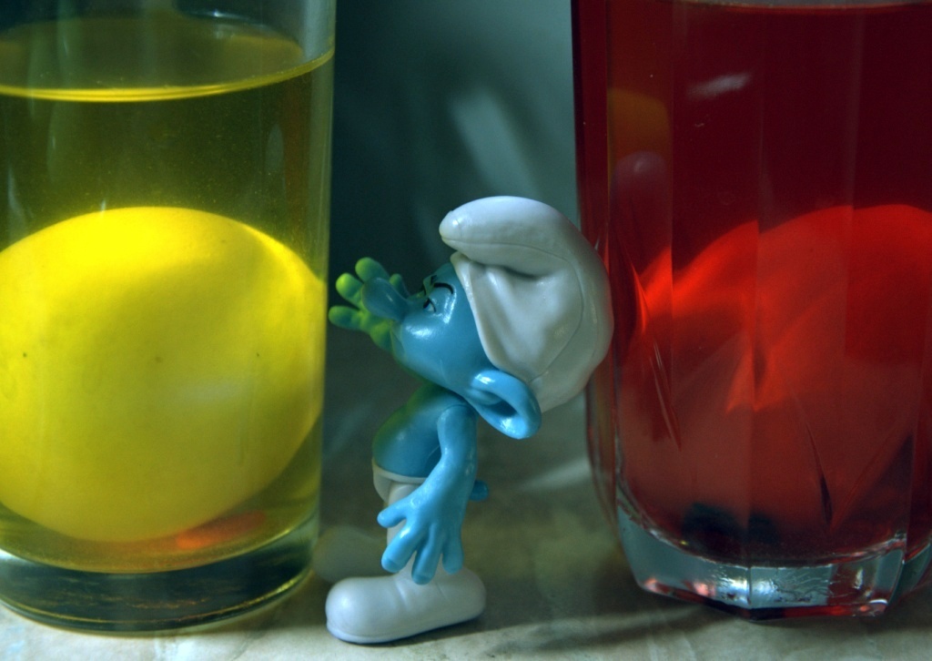 Smurf and EASTER. - My, The smurfs, Easter eggs, Photographer, Macro photography, Easter eggs, Longpost