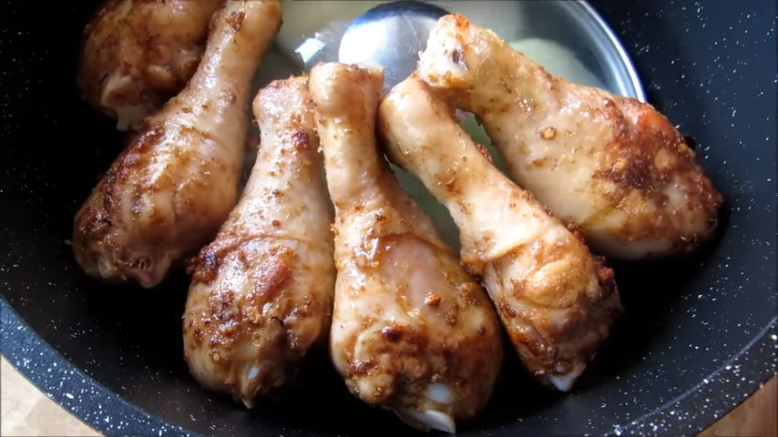 Cooking chicken on the lid - My, Food, Yummy, Preparation, Recipe, Longpost, Video recipe, Other cuisine, Hen, Salad, Video