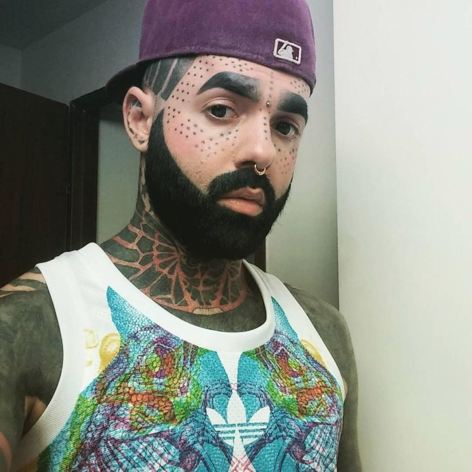 He tattooed 90% of his body to hide the effects of cancer. And then nullified - Social networks, Crayfish, Oncology, Tattoo, Operation, Freaks, Longpost