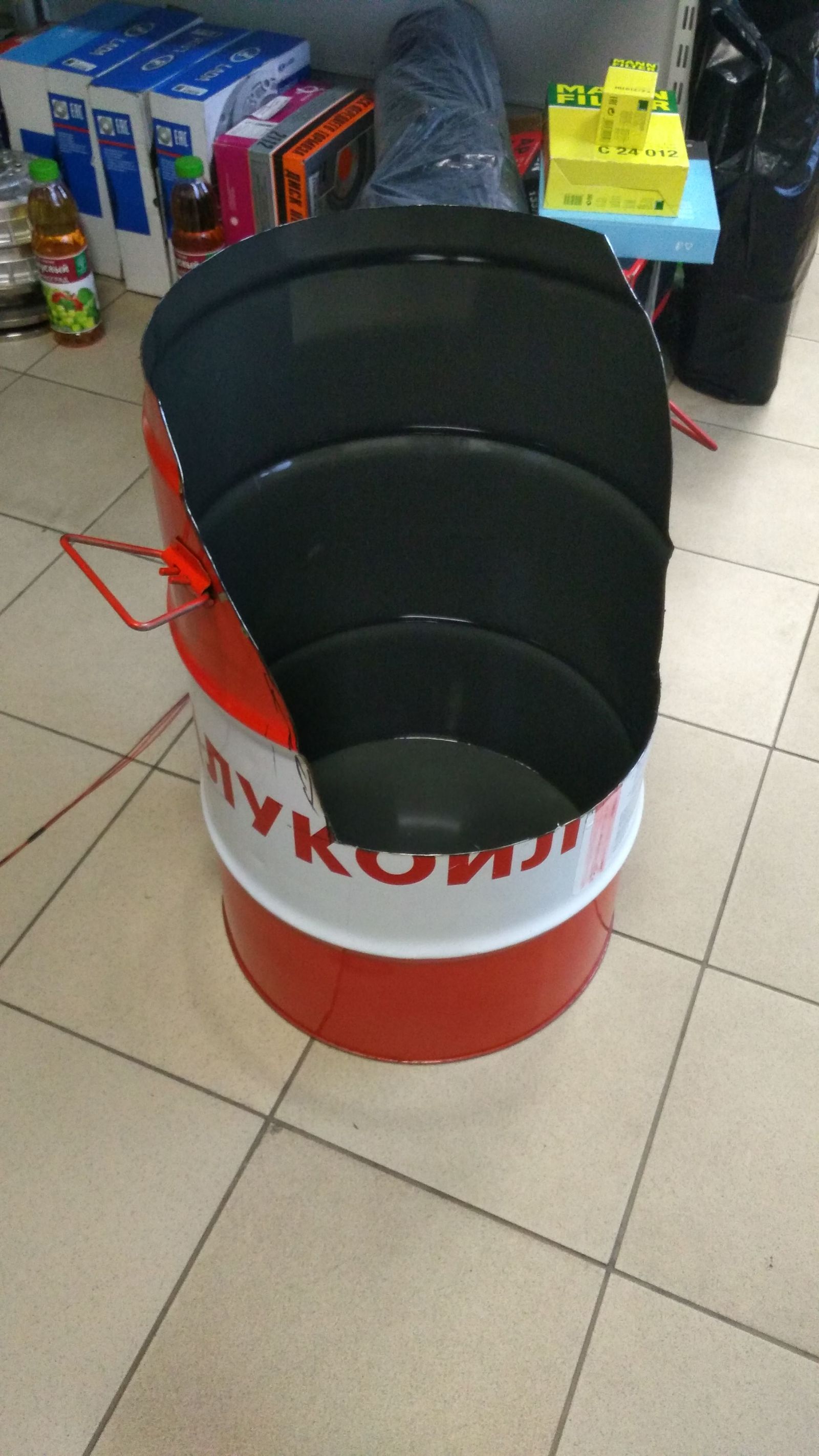 Диван из бочки