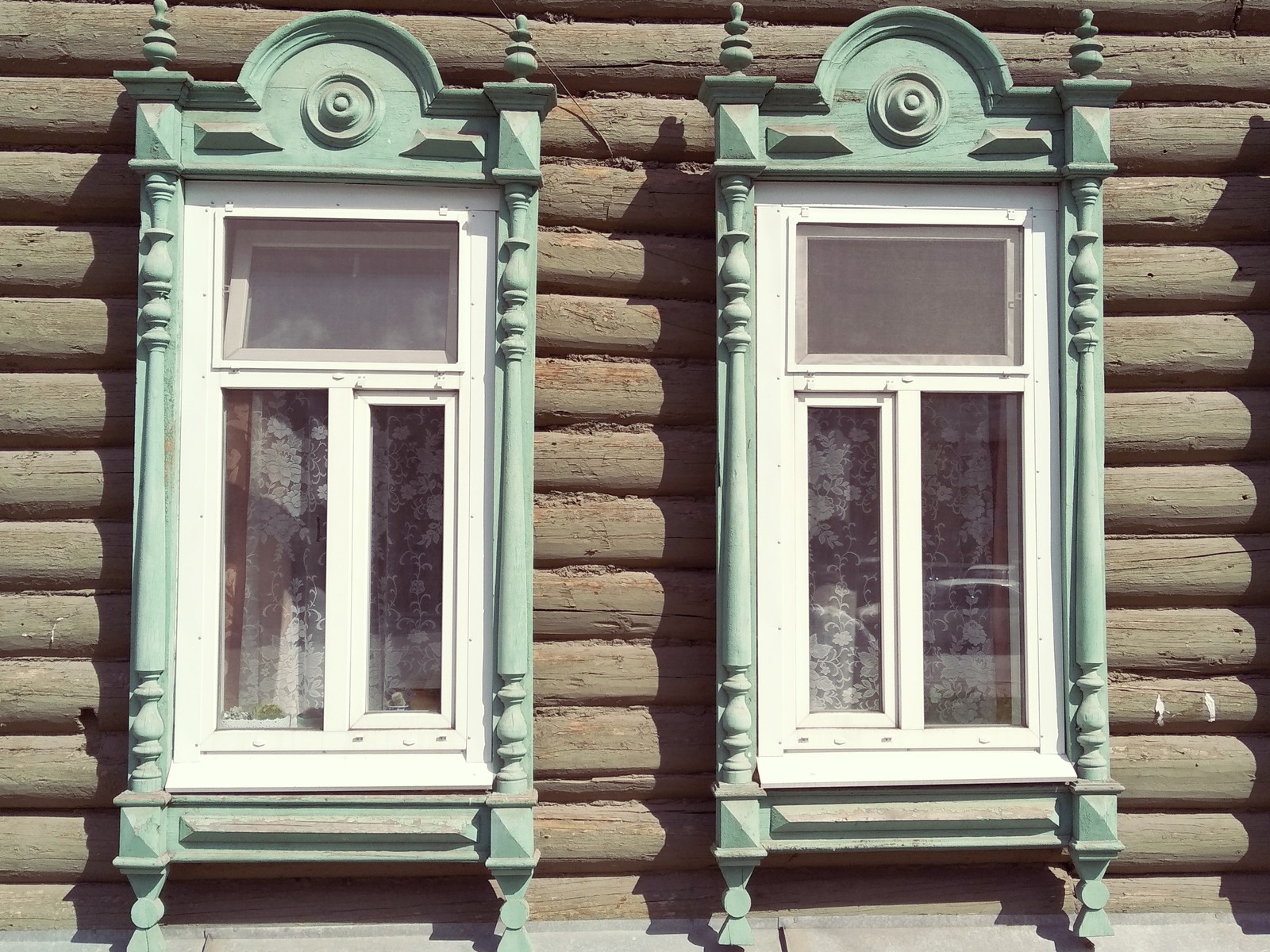 Tomsk architraves on the windows. - My, Window, Tomsk, Wooden architecture, Longpost