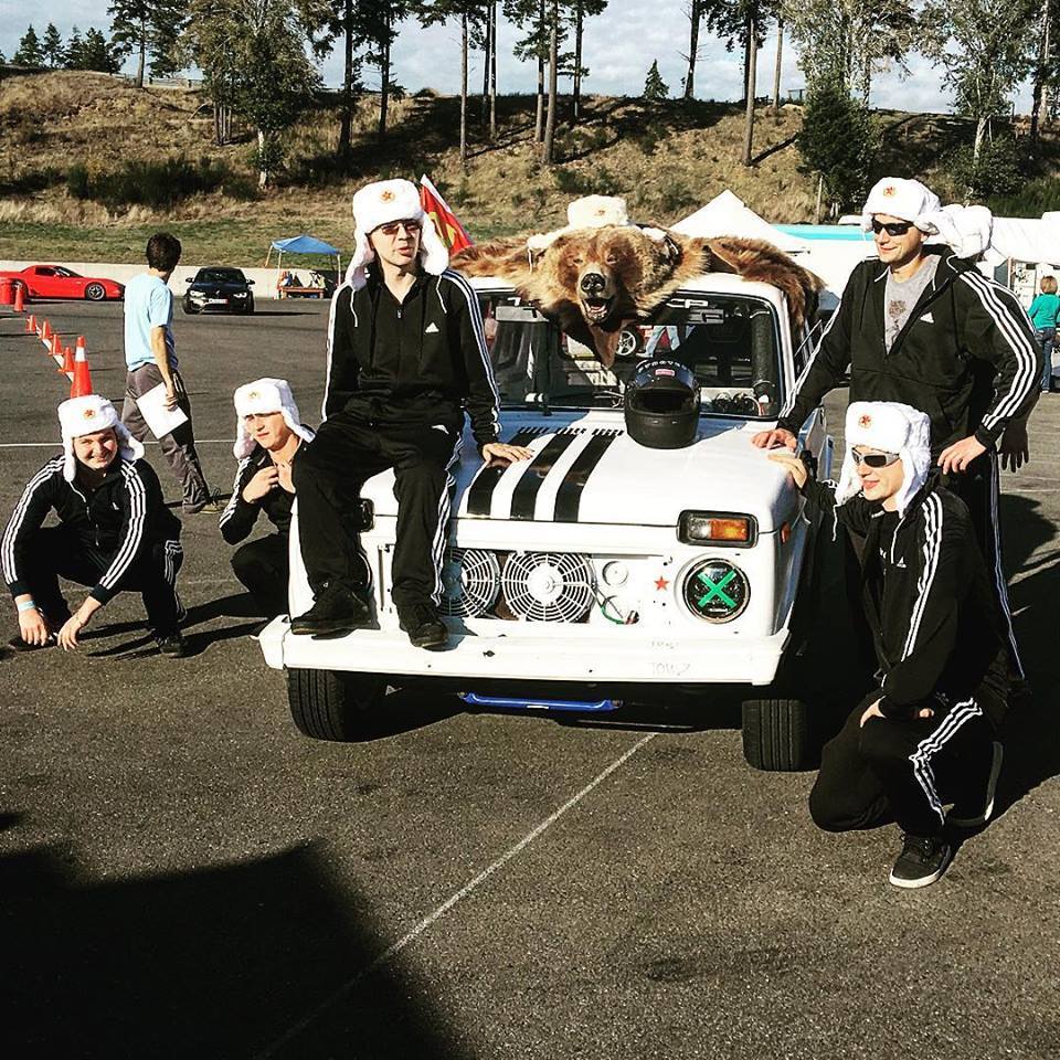 Gopnik team at the Lemon (not to be confused with Le Mans) race in Shelton, Washington. - Chiki-Breeks, Race, Niva, Gopniks, Domestic auto industry, Longpost