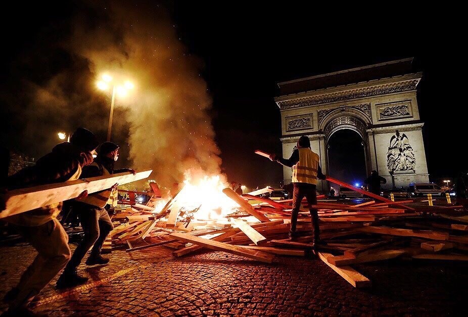 French protests against rising fuel prices - France, Protest, Petrol, Disorder, Longpost, Politics