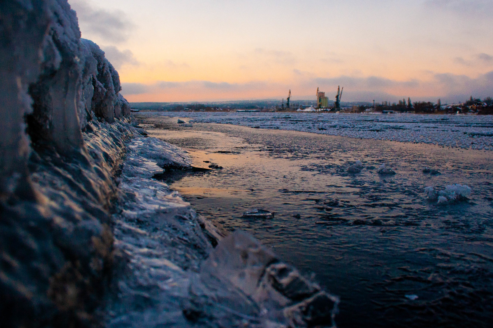 Zimushka - My, Volga, Beginning photographer, I want criticism, Ice, Winter, Longpost, The photo, Volga river