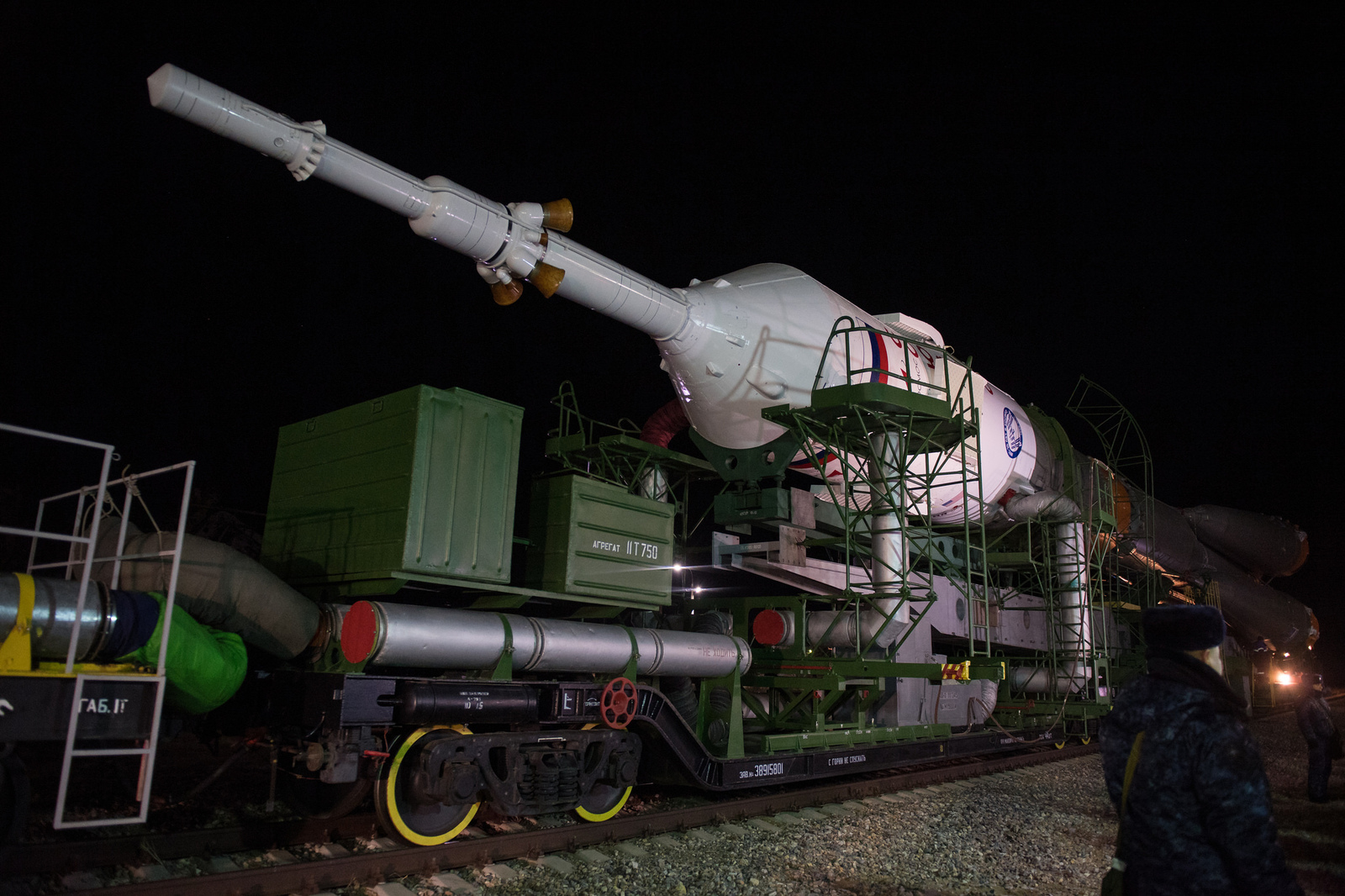 The Soyuz-FG launch vehicle is ready for launch on December 3. - Space, Rocket, Cosmodrome, Baikonur, ISS, Roscosmos, NASA, Космонавты, Video, Longpost