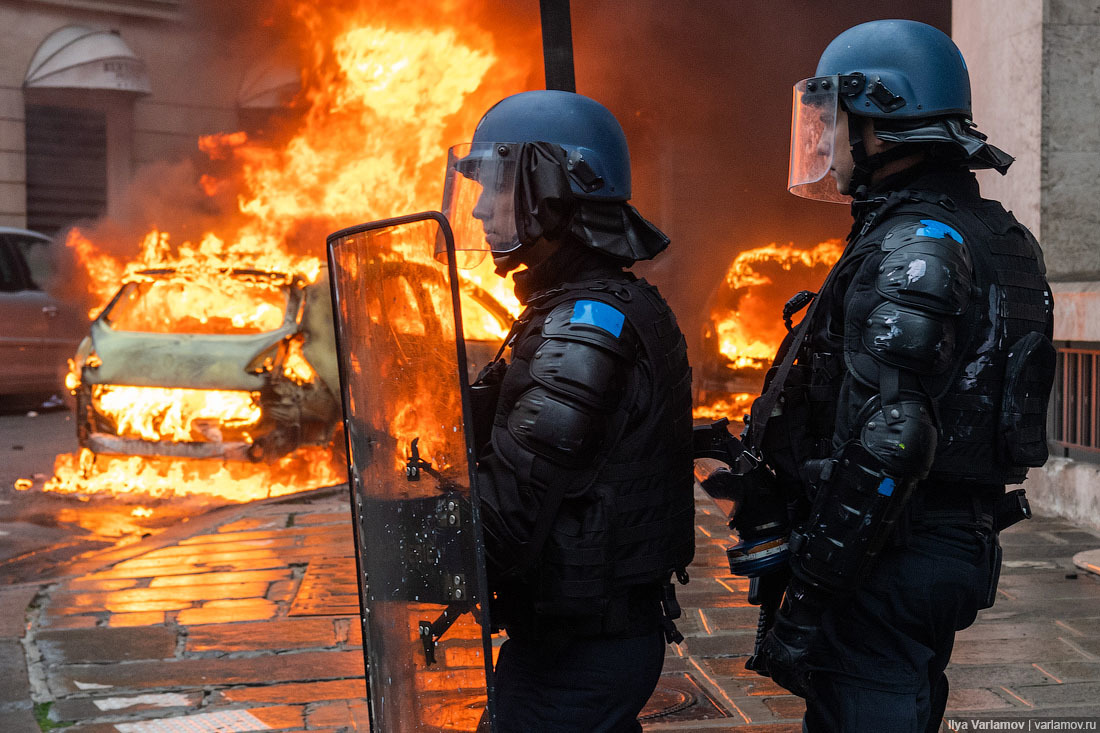 Do you want it to be like in Paris? (video and photo report) - My, Paris, France, Reportage, Protest, Pogrom, Ilya Varlamov, Police, Video, Longpost