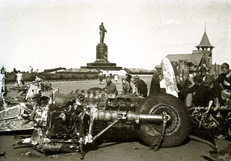 Monument to Valery Chkalov. Nizhny Novgorod. - Nizhny Novgorod, Tourism, Valery Chkalov, Story, Longpost